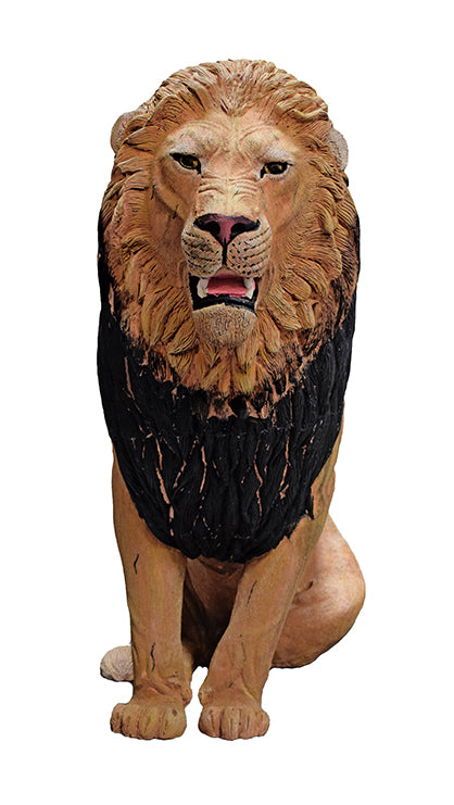 Wildcrete Löwe sitzend