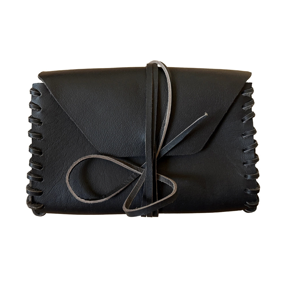 Gürteltasche geschnürt
